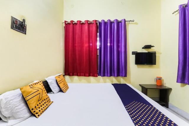 Balajee Residency Hotel Gaya Exterior photo